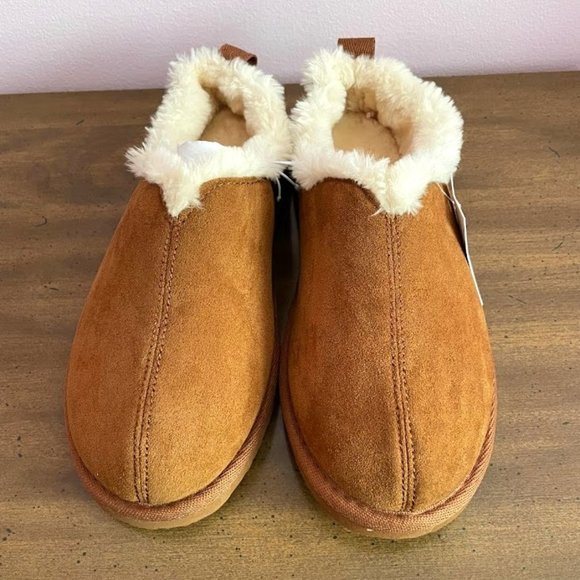 Sonoma Shoes - NWT Sonoma Slippers!!